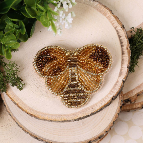 Набор для вышивания KLART арт. 10-022 Брошь. Медовая пчелка  6х5 см