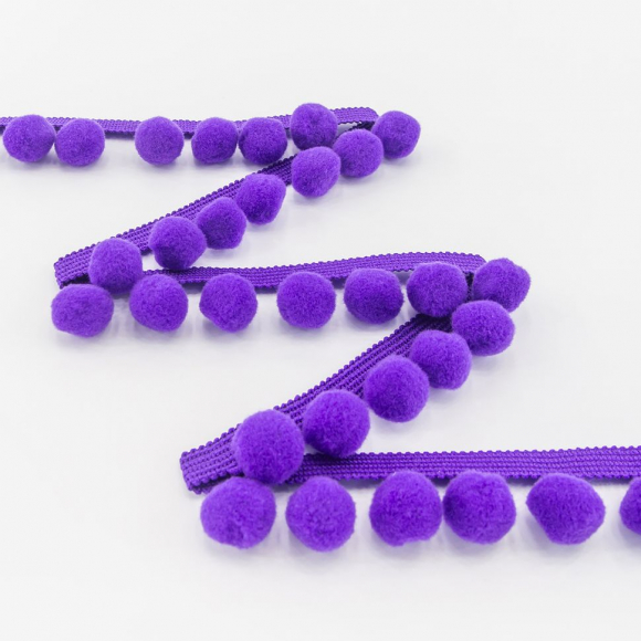 Тесьма с помпонами, диаметр 10 мм, цвет фиолетовый