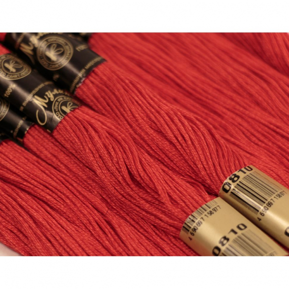 Нитки мулине цв.0810 красный 12х10м С-Пб Нитки мулине цв.0810 красный 12х10м С-Пб
