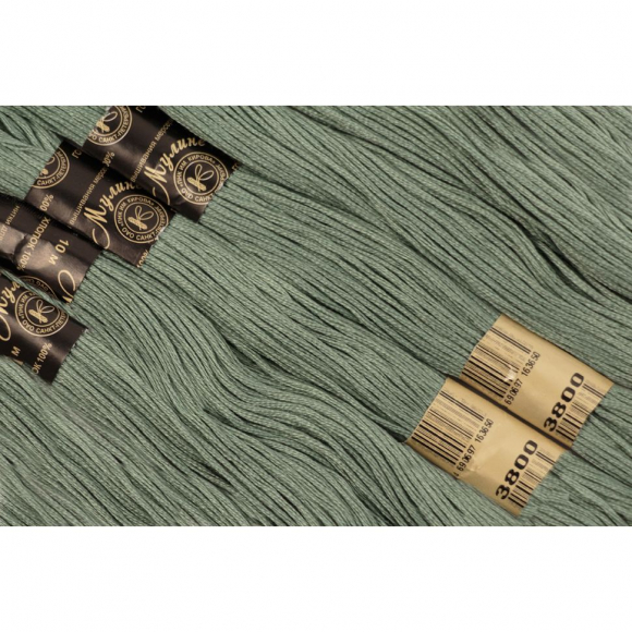 Нитки мулине цв.3800 12х10м С-Пб