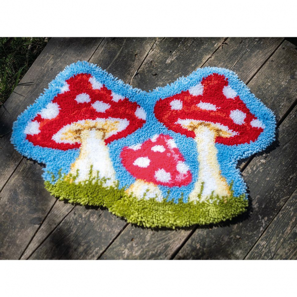 184596_Набор для вышивания коврика "Мухоморы" 184596_Набор для вышивания коврика "Мухоморы"