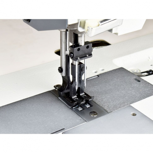 Промышленная швейная машина для сверхтяжелых материалов Aurora A-878D (с прямым приводом) / межигольное расстояние 9,5 мм