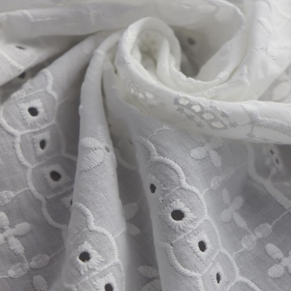 Ткань шитье 145 г кв.м 100% хлопок шир.145 см арт.Р.15300.01 цв.01 белый уп.15м