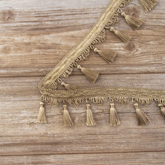 Тесьма с кисточками декоративная PASSAN цвет льняной Тесьма с кисточками декоративная PASSAN цвет льняной
