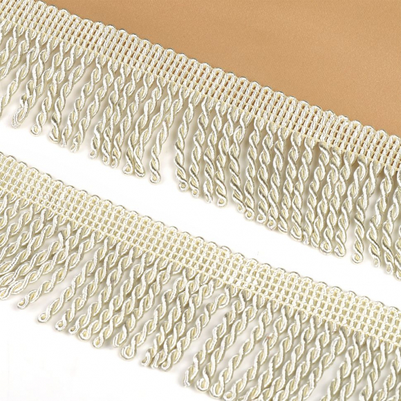 Бахрома для штор арт.0390-0910 цв.6343 шир.62мм цв.молочный уп.10м