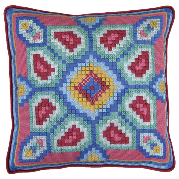 17607_Набор для вышивания подушки "Геометрические цветы"