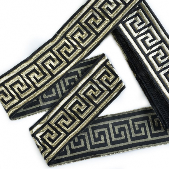 Лента отделочная жаккардовая арт.TBY.1906-1 шир.50 мм цв.черный уп.8,2 м Лента отделочная жаккардовая арт.TBY.1906-1 шир.50 мм цв.черный уп.8,2 м