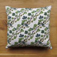 186774_Набор для вышивания подушки: "Крыжовник"