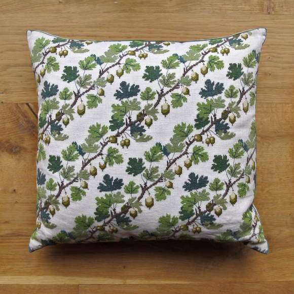 186774_Набор для вышивания подушки: "Крыжовник"