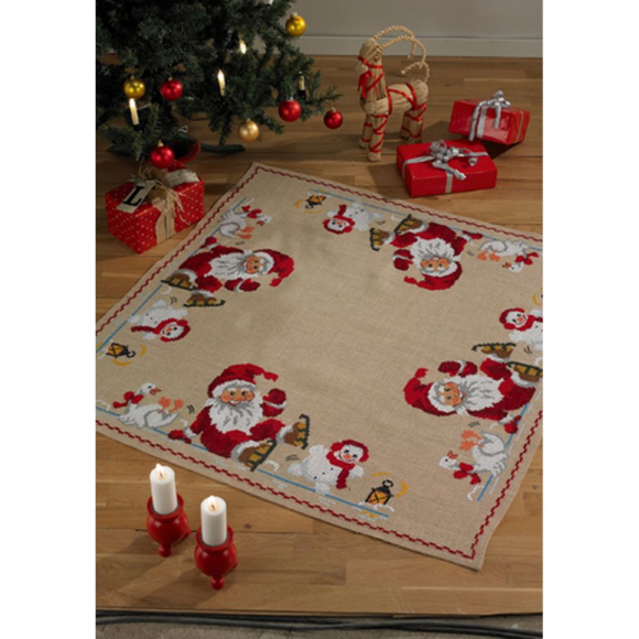 Набор для вышивания PERMIN арт.45-3260 Коврик под елку Санта на коньках 122х122 см