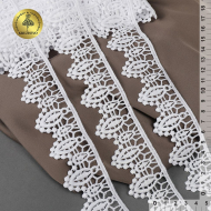 Кружево гипюр матовая нить KRUZHEVO арт.TBY.2507 шир.40мм цв.01 белый уп.13,71м