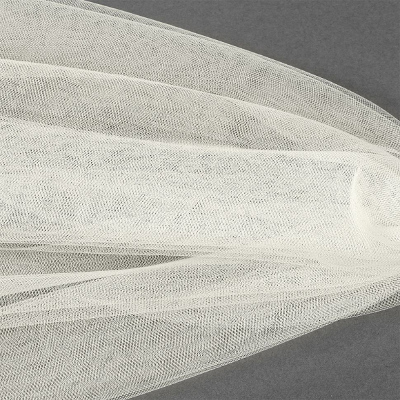 Еврофатин мягкий матовый Hayal Tulle арт.HT.S шир.300см, 100% полиэстер цв. 3 уп.5м - св.молочный Еврофатин мягкий матовый Hayal Tulle арт.HT.S шир.300см, 100% полиэстер цв. 3 уп.5м - св.молочный