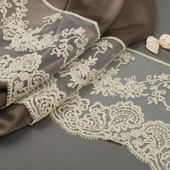 Кружево на жесткой сетке матовая нить арт.TBY.BL.40466 шир.130мм цв.бежевый уп.13,71м