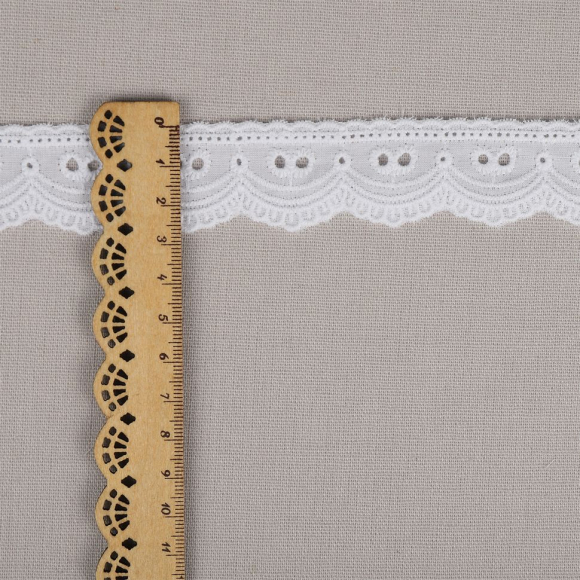 Кружево шитье хлопок KRUZHEVO арт.TBY.9772 шир.25мм цв.01 белый, уп.13,71м