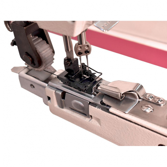 Промышленная швейная машина с П-образной платформой, пуллером и встроенным сервоприводом Aurora A-9270D-PL