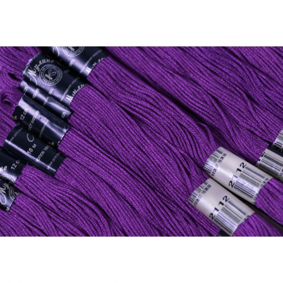 Нитки мулине цв.2112 фиолетовый 12х10м С-Пб