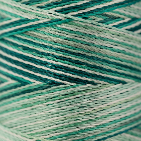 Нитки для вышивания Gamma мультиколор M120/2 100% вискоза 5000 я цв.Set 11 изумруд