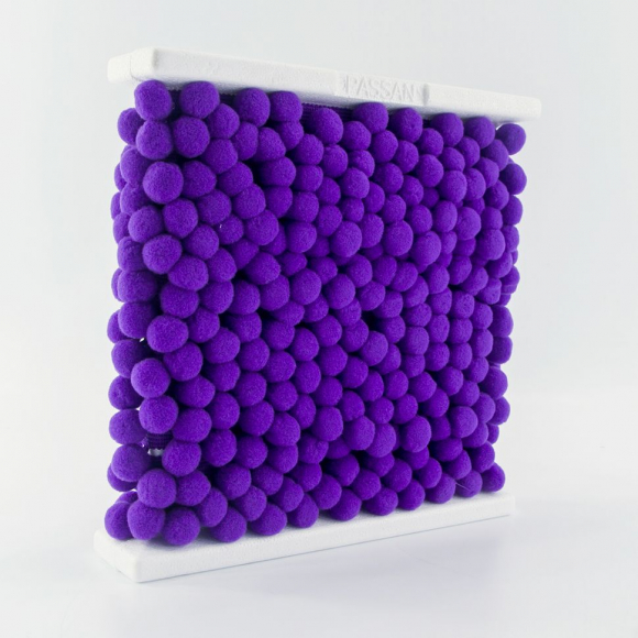 Тесьма с помпонами, диаметр 20 мм, цвет фиолетовый Тесьма с помпонами, диаметр 20 мм, цвет фиолетовый