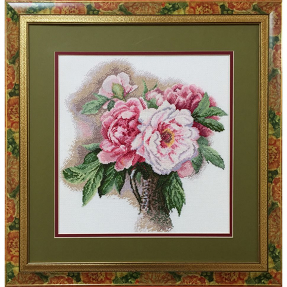 69652_Вышитая картина "Пионы"