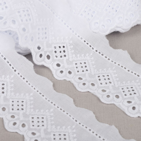 Кружево шитье хлопок KRUZHEVO арт.TBY.0190 шир.60мм цв.01 белый, уп.13,71м