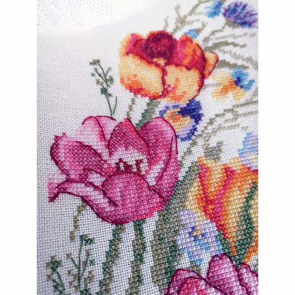 Набор для вышивания "Цветы весны" Набор для вышивания "Цветы весны"