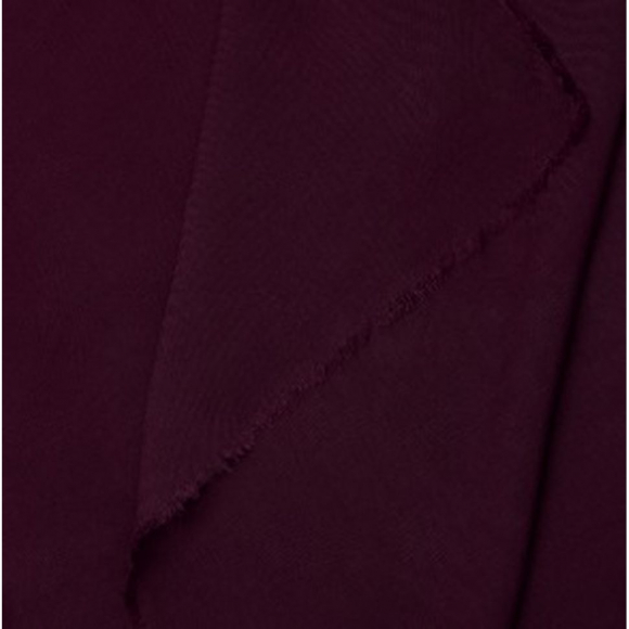 Ткань Штапель 130 г/м? 100% вискоза шир.145 см арт.Р.21265.25 цв.25 бордовый уп.25м Ткань Штапель 130 г/м? 100% вискоза шир.145 см арт.Р.21265.25 цв.25 бордовый уп.25м