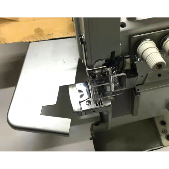 4-х ниточный промышленный оверлок с универсальной платформой 2в1 (цилиндрическая и плоская) Aurora A-MX5114