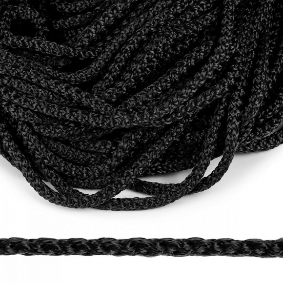 Шнур полипропилен пп6 для люверсов пикколо 6мм цв.черный уп.100м Шнур полипропилен пп6 для люверсов пикколо 6мм цв.черный уп.100м