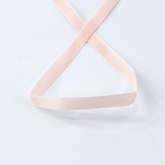 32232_Лента для вышивания SAFISA на блистере, 4 мм, 5 м, цвет 83, нежно-розовый