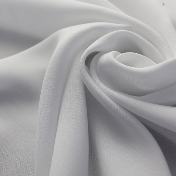 Ткань Штапель 130 г/м? 100% вискоза шир.145 см арт.Р.19152.01 цв.01 белый уп.25м Ткань Штапель 130 г/м? 100% вискоза шир.145 см арт.Р.19152.01 цв.01 белый уп.25м