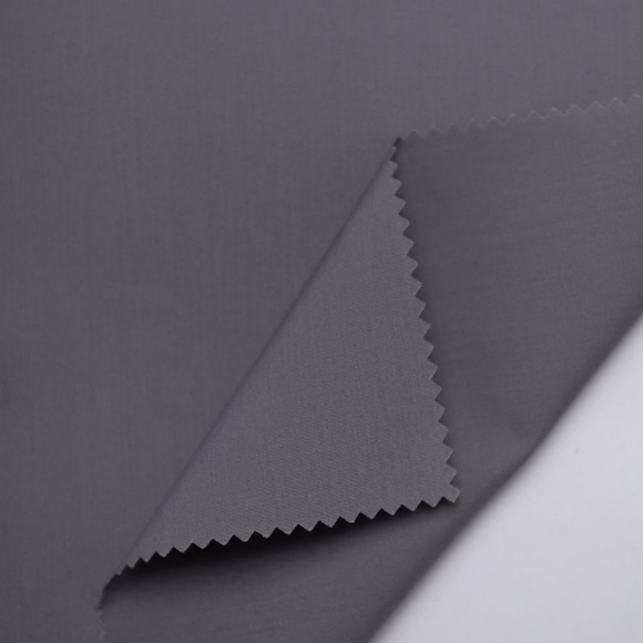 Ткань рубашечная 115 г кв.м 65% полиэстер, 35% хлопок шир.150 см арт.Р.32691.14 цв.14 серый уп.25м Ткань рубашечная 115 г кв.м 65% полиэстер, 35% хлопок шир.150 см арт.Р.32691.14 цв.14 серый уп.25м