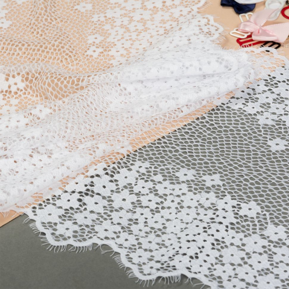 Кружево реснички KRUZHEVO арт.TBY 75226 шир.220мм цв.01 белый уп.3м