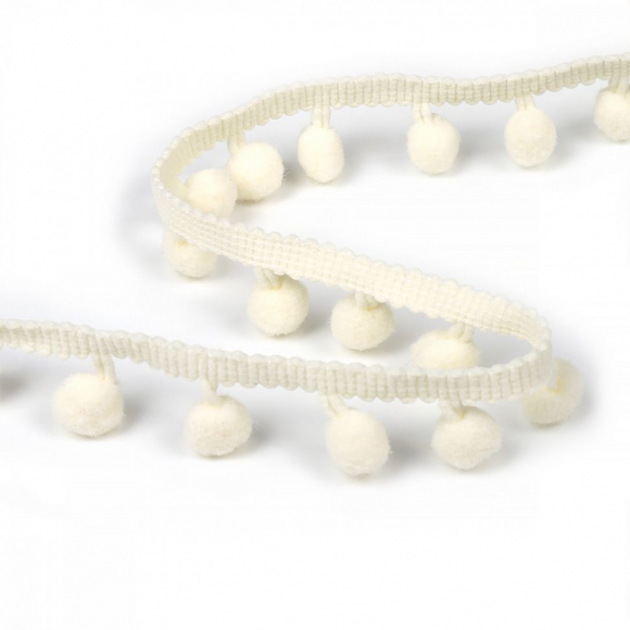 Тесьма с помпонами цв.F102 молочный арт.TBY-LC-20 шир.15-20мм уп.10м