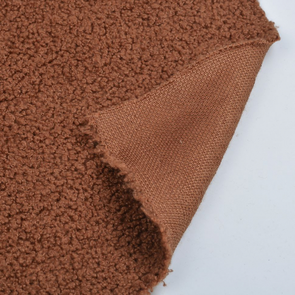 Ткань МЕХ трикотажный TBY-280-4, 280 г/м?, шир.165см, цв.коричневый, рул.20м Ткань МЕХ трикотажный TBY-280-4, 280 г/м?, шир.165см, цв.коричневый, рул.20м