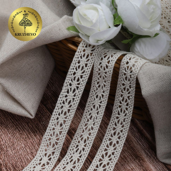 Тесьма вязаная KRUZHEVO 13мм TBY-5238 Тонкая нить цв.01 натуральный уп.10м