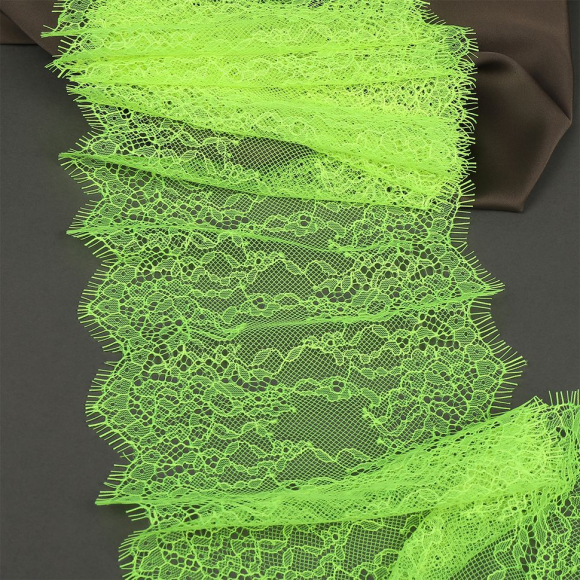 Кружево реснички KRUZHEVO арт.TBY A88 шир.170мм цв.F229 зелено-желтый неон уп.3м