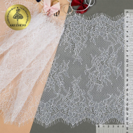 Кружево реснички KRUZHEVO арт.TBY 75228 шир.240мм цв.01 белый уп.15м (по 3м)