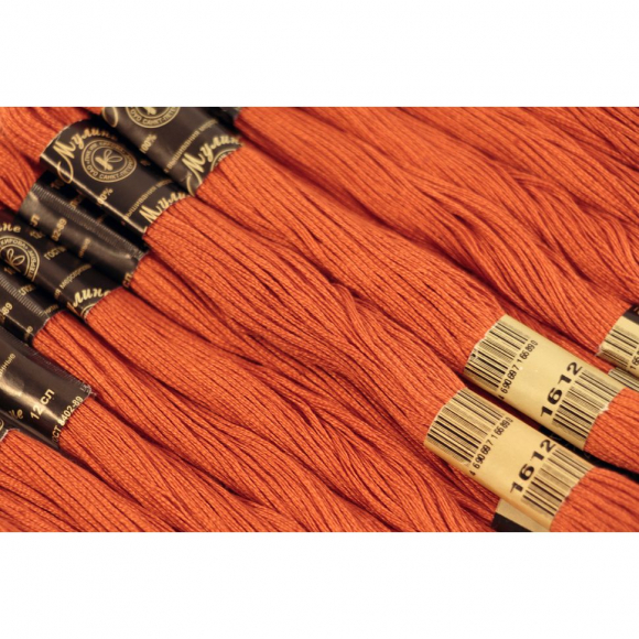 Нитки мулине цв.1612 т.терракотовый 12х10м С-Пб