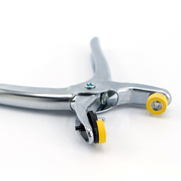 784_Щипцы для установки кнопок серии 440, 445 и блочек серии 435