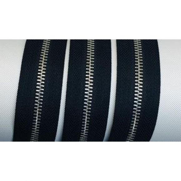 Молния рулонная металл №5СТ обычный зуб черный никель цв.D580 черный уп.5м Молния рулонная металл №5СТ обычный зуб черный никель цв.D580 черный уп.5м