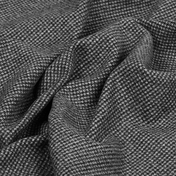Ткань Костюмная 320 г/м? 100% полиэстер шир.150 см арт.С.1835.08 цв.черный рул.30м