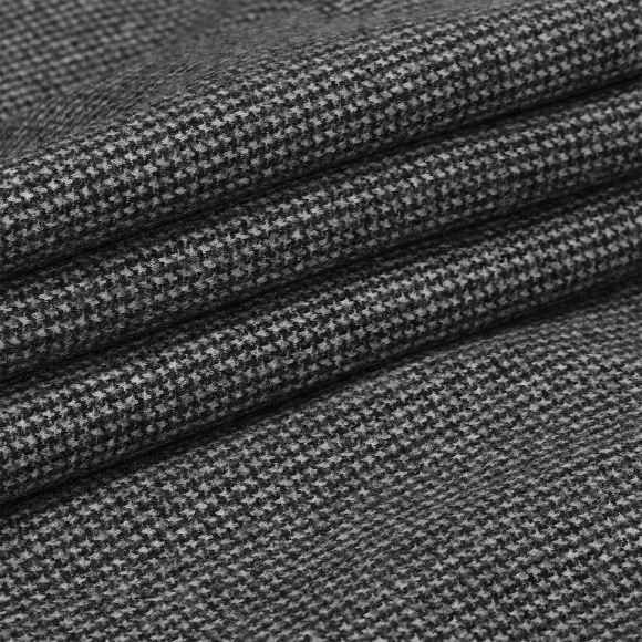 Ткань Костюмная 320 г/м? 100% полиэстер шир.150 см арт.С.1835.08 цв.черный рул.30м