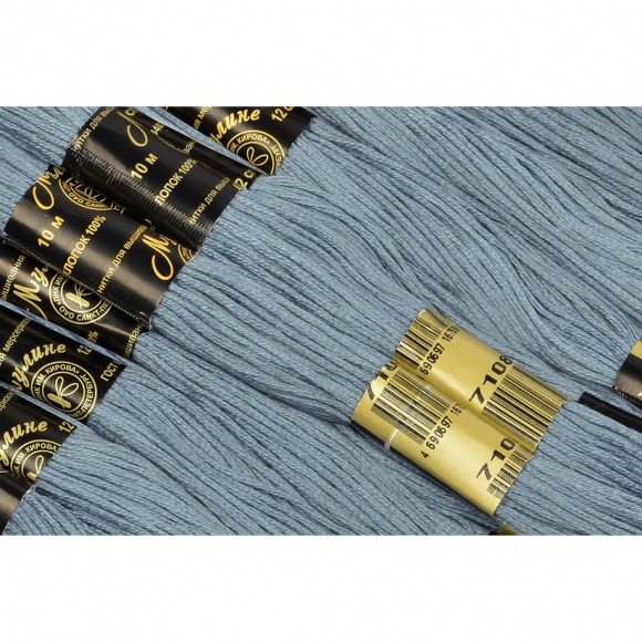 Нитки мулине цв.7108 серо-голубой 12х10м С-Пб