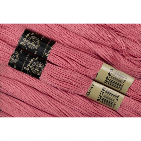 Нитки мулине цв.9226 розовый 12х10м С-Пб