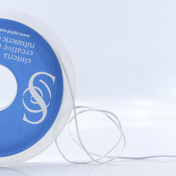 19347_Шнур атласный SAFISA 1,5 мм, 25 м, цвет 02, белый