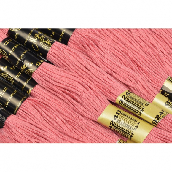 Нитки мулине цв.9240 т.розовый 12х10м С-Пб